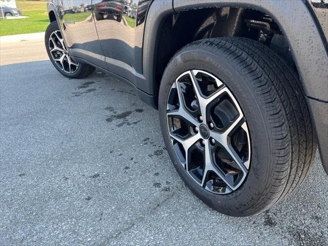 new 2025 Jeep Compass car, priced at $29,435