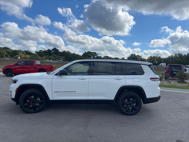 new 2024 Jeep Grand Cherokee L car, priced at $42,080