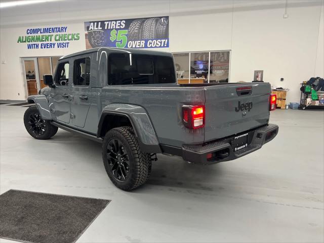 new 2025 Jeep Gladiator car, priced at $40,385