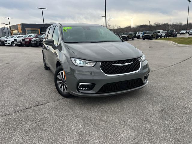 used 2022 Chrysler Pacifica Hybrid car, priced at $32,944