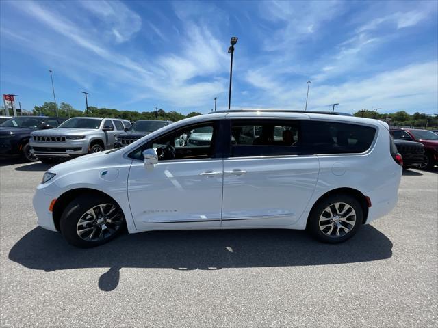 new 2024 Chrysler Pacifica car, priced at $55,340