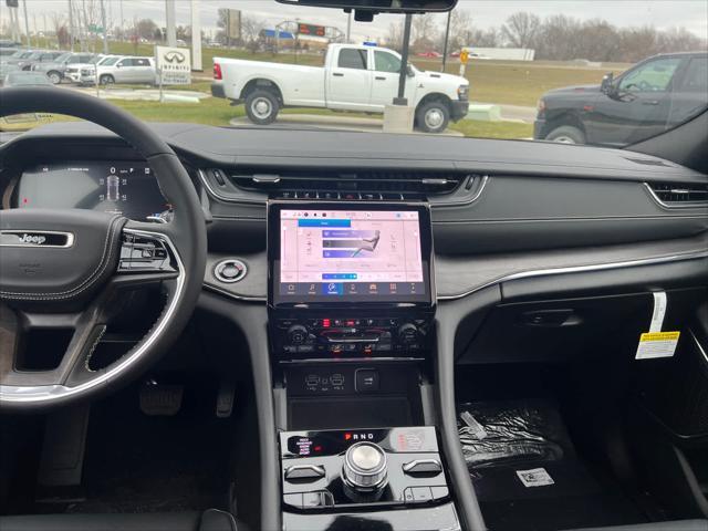 new 2025 Jeep Grand Cherokee car, priced at $57,165