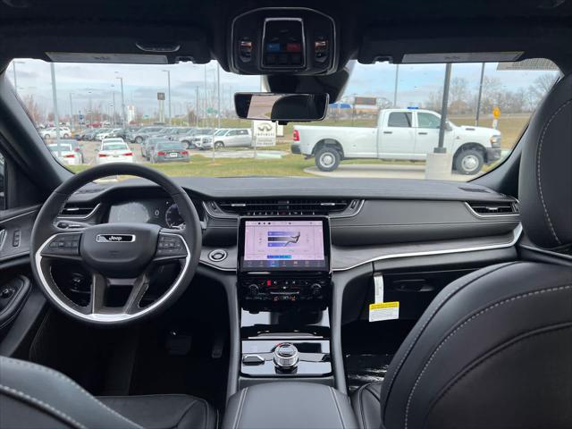 new 2025 Jeep Grand Cherokee car, priced at $49,365