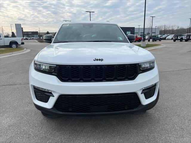 new 2025 Jeep Grand Cherokee car, priced at $49,365