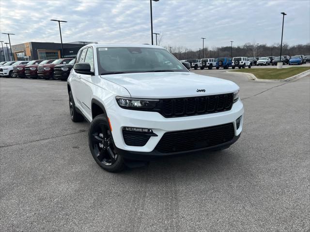 new 2025 Jeep Grand Cherokee car, priced at $49,365