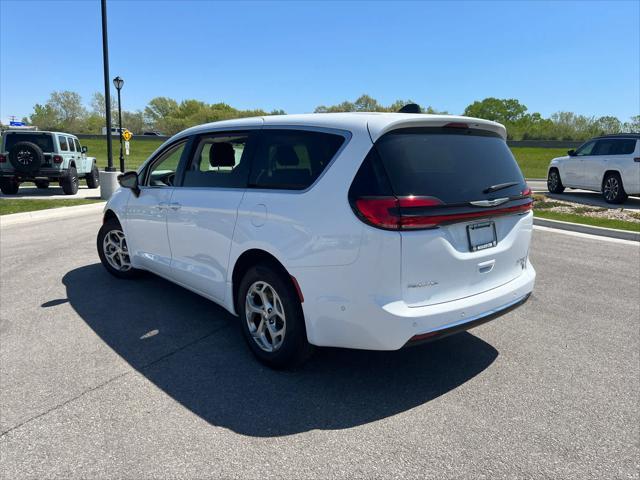 new 2024 Chrysler Pacifica car, priced at $43,115