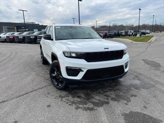 new 2025 Jeep Grand Cherokee car, priced at $43,925