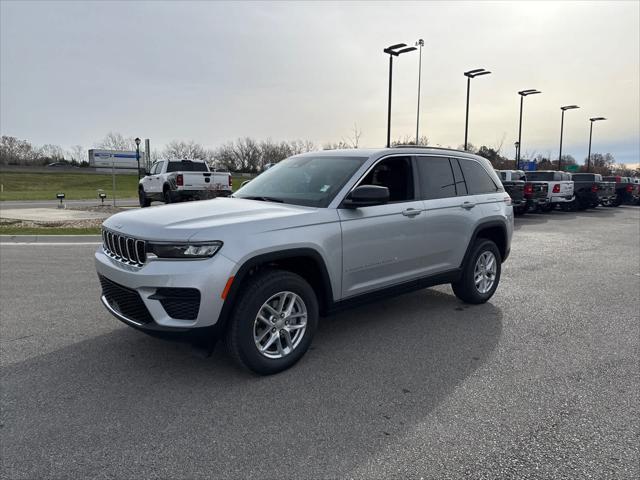 new 2025 Jeep Grand Cherokee car, priced at $39,675