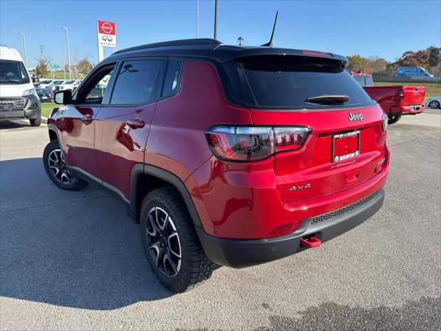 new 2025 Jeep Compass car, priced at $32,160