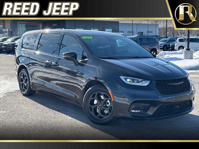 used 2022 Chrysler Pacifica Hybrid car, priced at $34,000