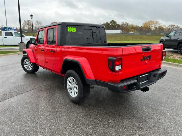 used 2023 Jeep Gladiator car, priced at $34,627