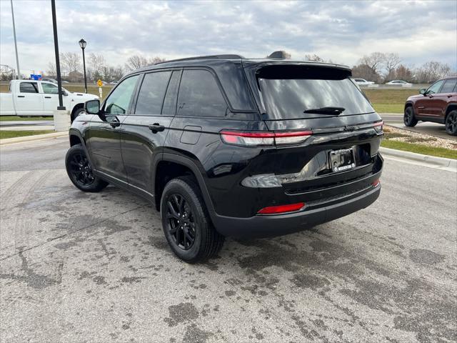 new 2025 Jeep Grand Cherokee car, priced at $41,030