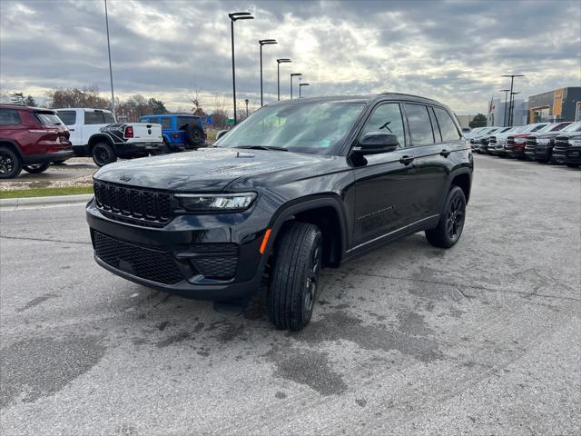 new 2025 Jeep Grand Cherokee car, priced at $41,030