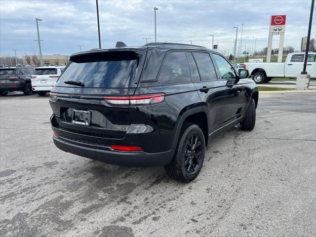 new 2025 Jeep Grand Cherokee car, priced at $41,030