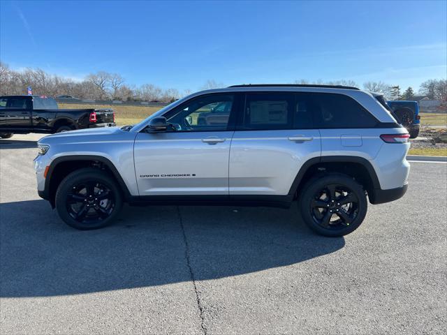 new 2025 Jeep Grand Cherokee car, priced at $47,035