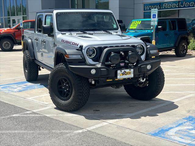 new 2024 Jeep Gladiator car, priced at $68,386