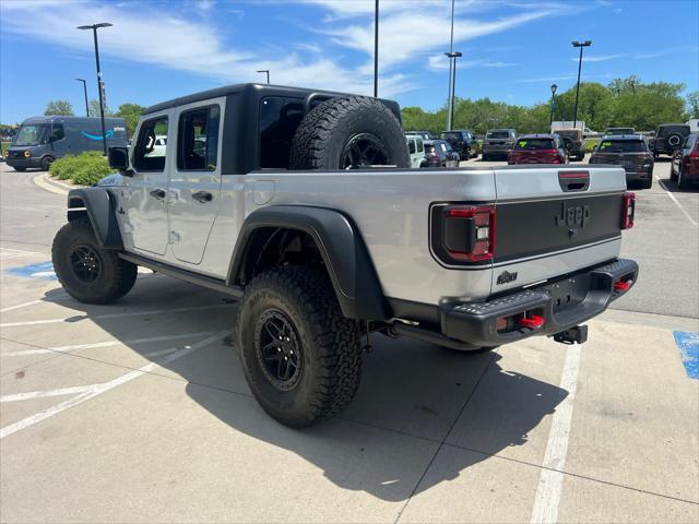 new 2024 Jeep Gladiator car, priced at $68,386