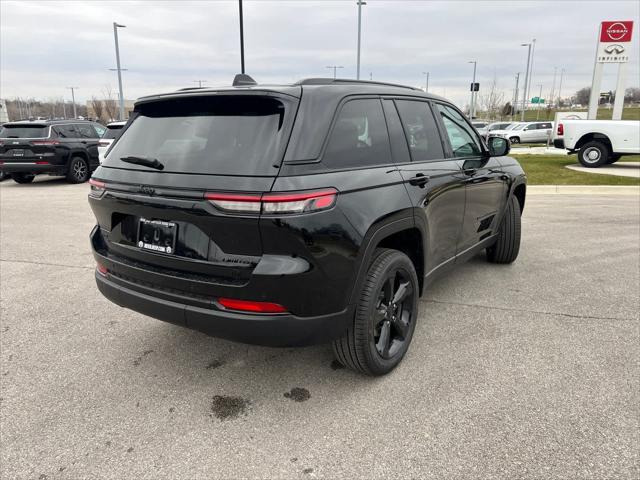 new 2025 Jeep Grand Cherokee car, priced at $48,030