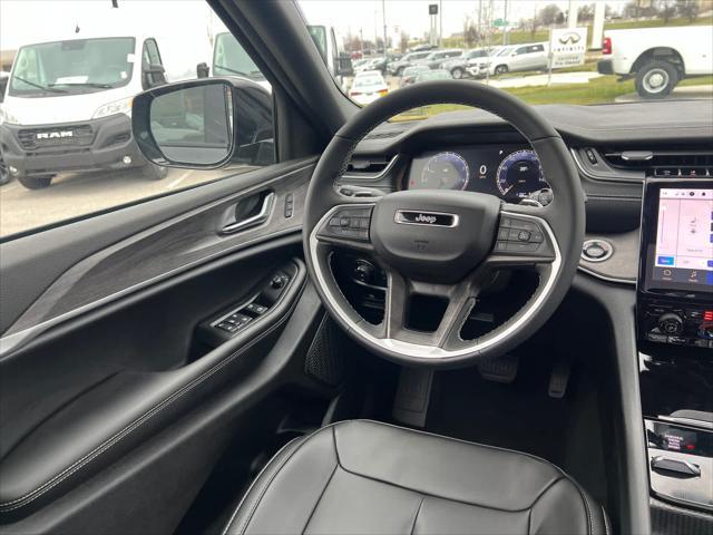 new 2025 Jeep Grand Cherokee car, priced at $48,030