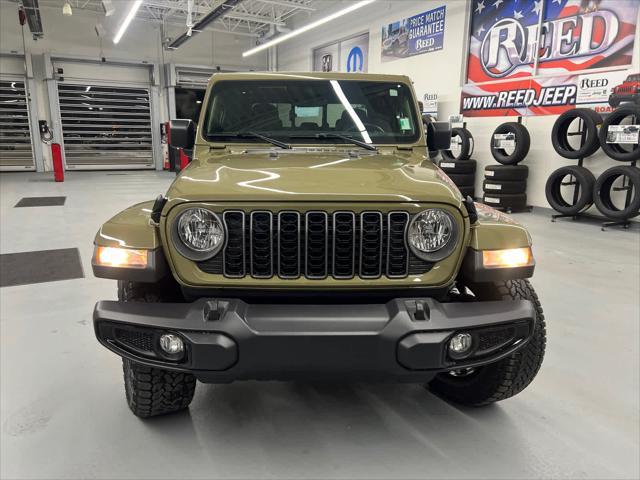 new 2025 Jeep Gladiator car, priced at $40,385