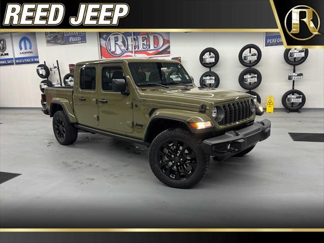 new 2025 Jeep Gladiator car, priced at $38,385