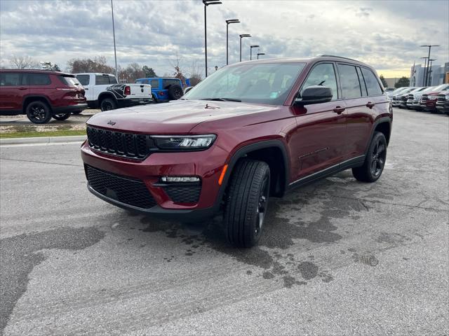 new 2025 Jeep Grand Cherokee car, priced at $47,035