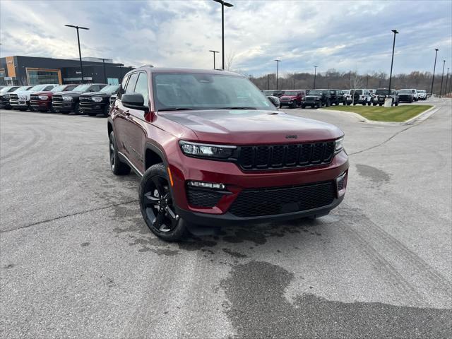 new 2025 Jeep Grand Cherokee car, priced at $47,035