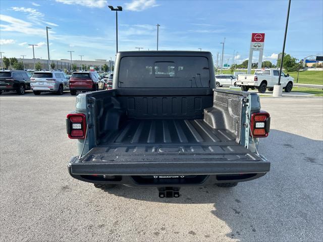 new 2024 Jeep Gladiator car, priced at $42,781