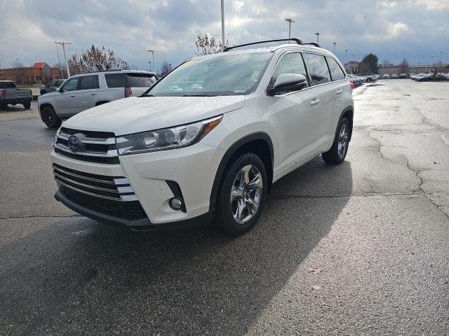 used 2018 Toyota Highlander Hybrid car, priced at $26,400