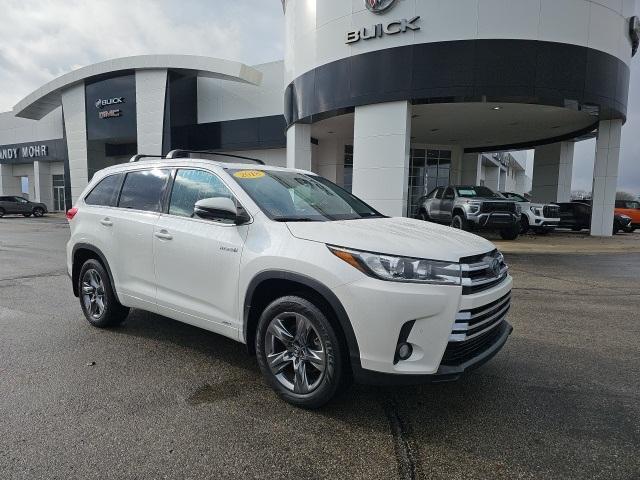 used 2018 Toyota Highlander Hybrid car, priced at $26,400