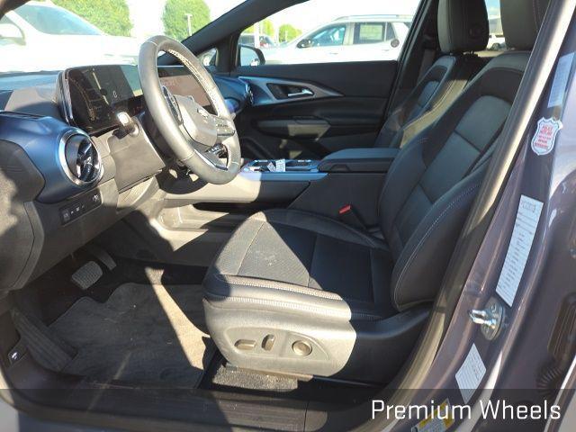 used 2025 Chevrolet Equinox EV car, priced at $21,000