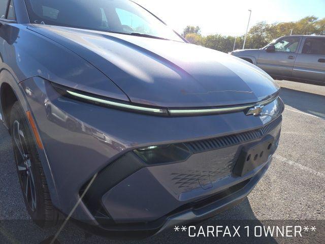 used 2025 Chevrolet Equinox EV car, priced at $21,000