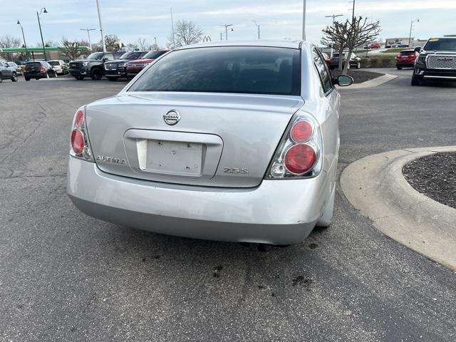 used 2006 Nissan Altima car, priced at $2,000