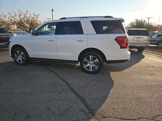 used 2024 Ford Expedition car, priced at $61,500