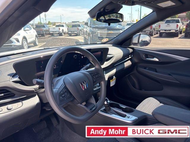 new 2025 Buick Envista car, priced at $26,421