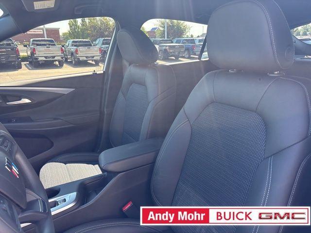 new 2025 Buick Envista car, priced at $26,421