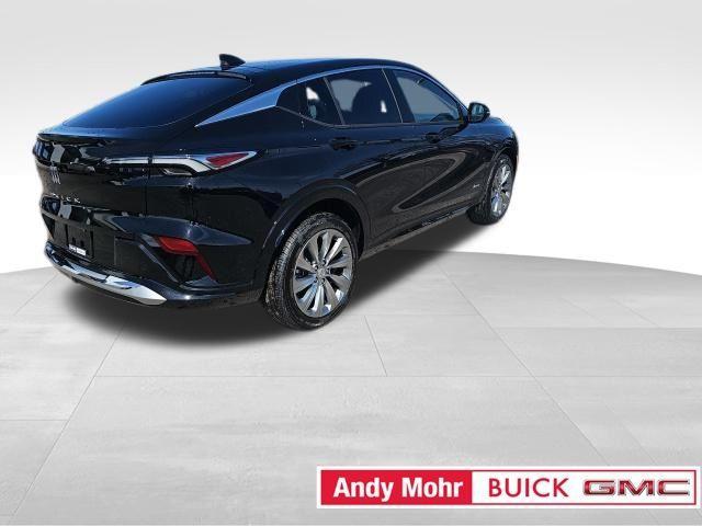 new 2025 Buick Envista car, priced at $28,576