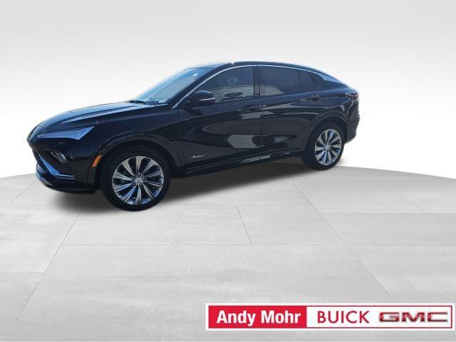 new 2025 Buick Envista car, priced at $28,576