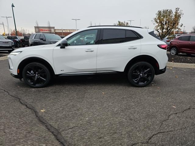 new 2024 Buick Envision car, priced at $33,900