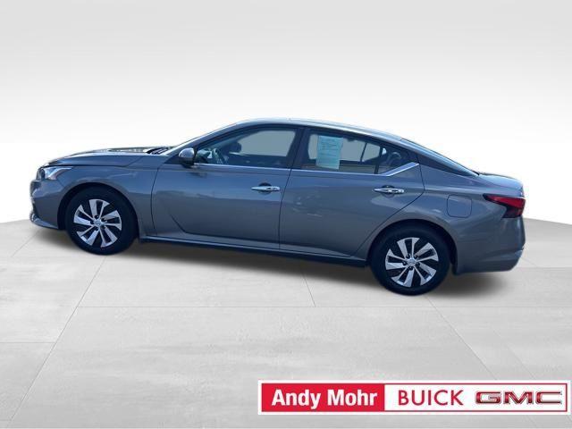 used 2021 Nissan Altima car, priced at $13,426