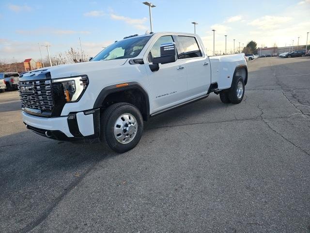 new 2025 GMC Sierra 3500 car, priced at $98,274