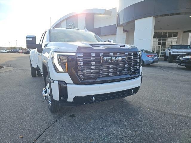 new 2025 GMC Sierra 3500 car, priced at $98,274