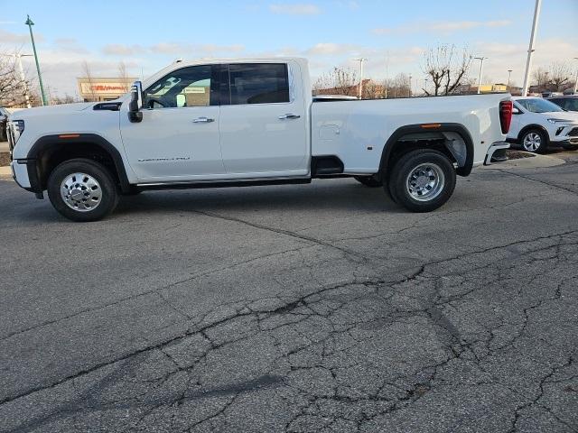 new 2025 GMC Sierra 3500 car, priced at $98,274