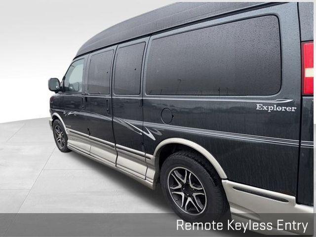 used 2003 Chevrolet Express 1500 car, priced at $3,500