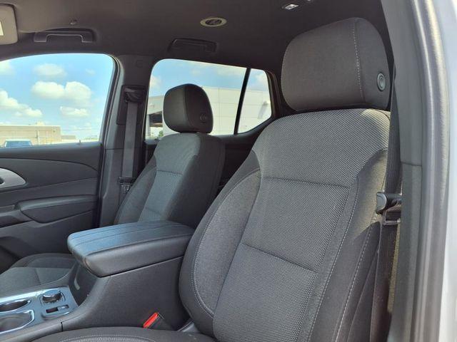 used 2023 Chevrolet Traverse car, priced at $30,900