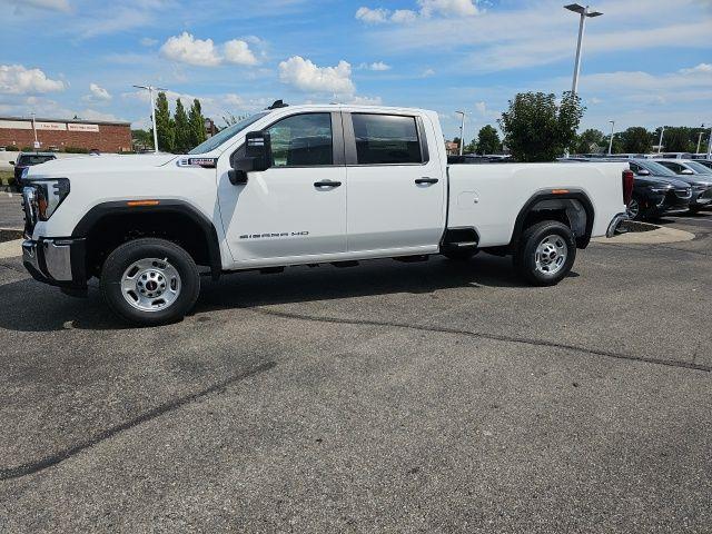 new 2024 GMC Sierra 2500 car, priced at $55,152