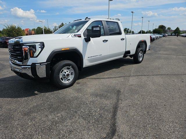 new 2024 GMC Sierra 2500 car, priced at $55,152