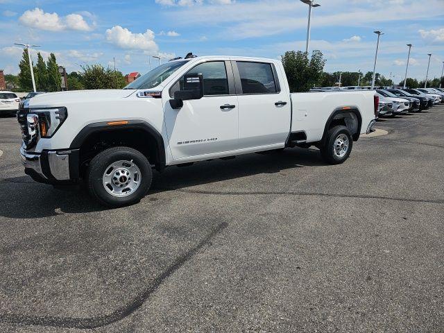 new 2024 GMC Sierra 2500 car, priced at $55,152