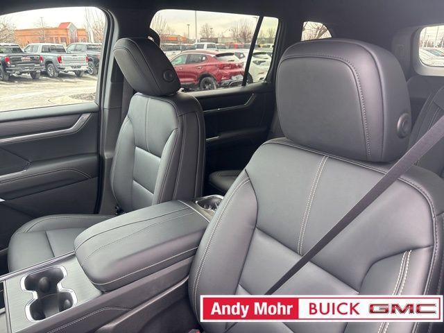 new 2025 GMC Acadia car, priced at $43,992