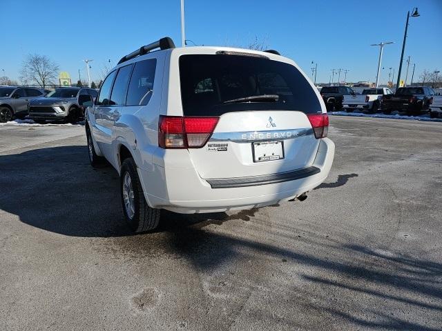 used 2011 Mitsubishi Endeavor car, priced at $4,900